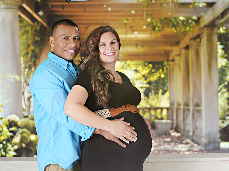 Pregnant couple